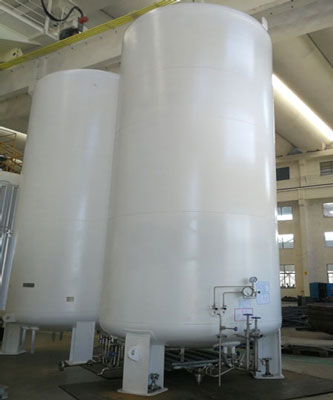 liquid nitrogen tank